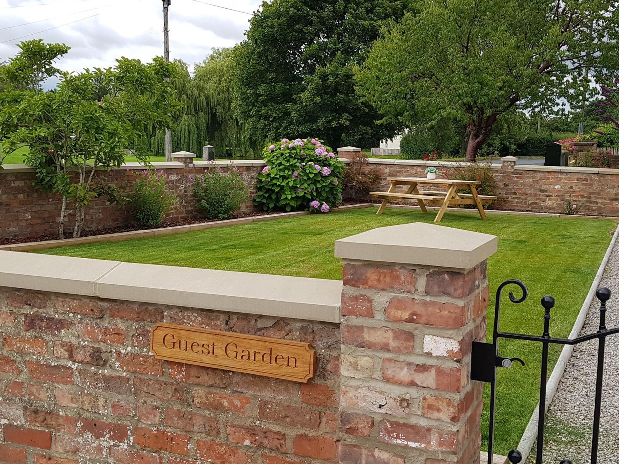 Duck Cottage Tholthorpe Exterior photo